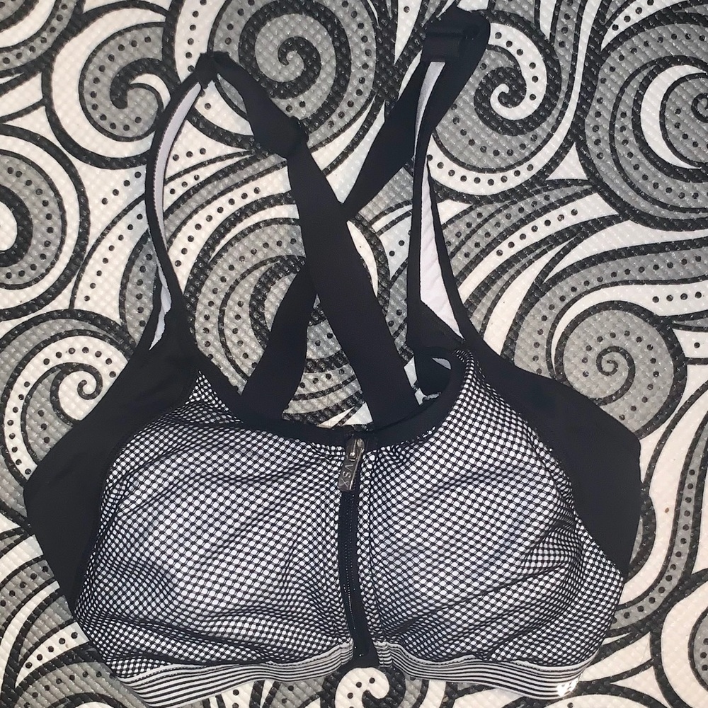 White & Black Zipup VS Sports Bra